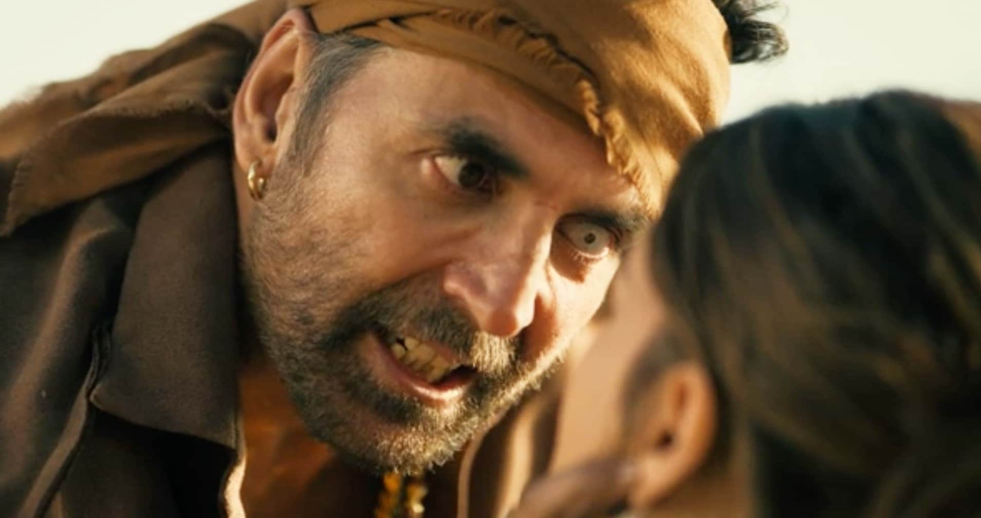 vivek agnihotri film 'The Kashmir Files' created trouble for Akshay kumar starrer 'Bachchhan Paandey', will affect screen count and box office collection