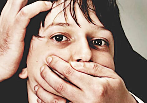 Bike rider kidnapped daughter in front of mother