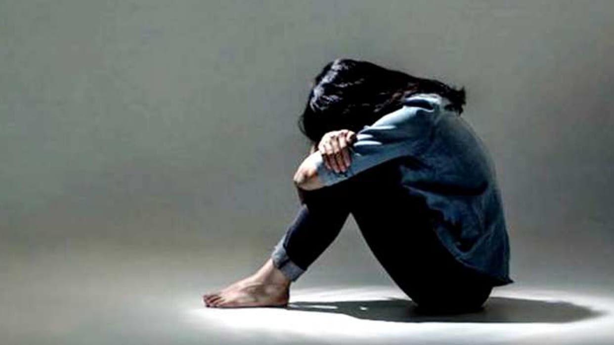 Bihar: Girl raped in Muzaffarpur in the name of waiving interest on loan, victim accuses councilor husband