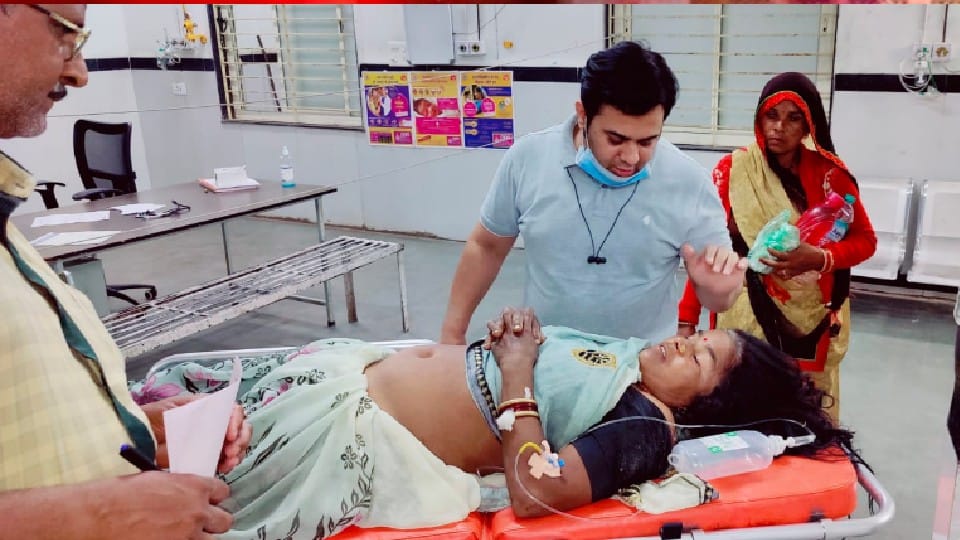 Chhatarpur: Bike rider hit by speeding truck, three people injured, woman in coma