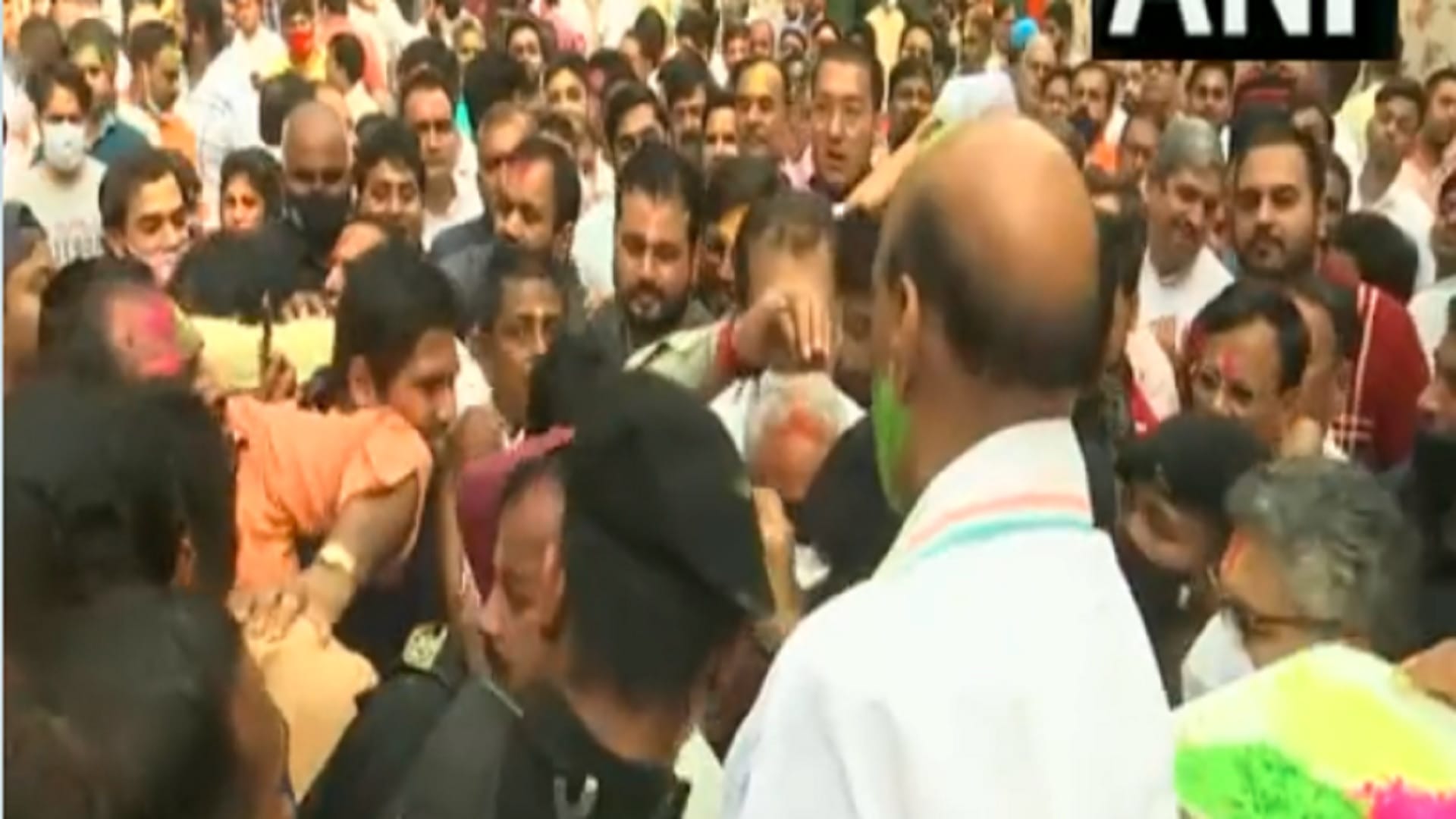 Holi celebrations of Harish Rawat Manish Sisodia Mukhtar Abbas Naqvi Rajnath Singh JP Nadda Pushkar Singh Dhami splash colours to celebrate the festival see phtos