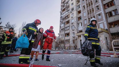 War: Russia kept bombing, Rocket Attack all night in Ukraine, but did not succeed in capturing capital Kyiv even after 22 days