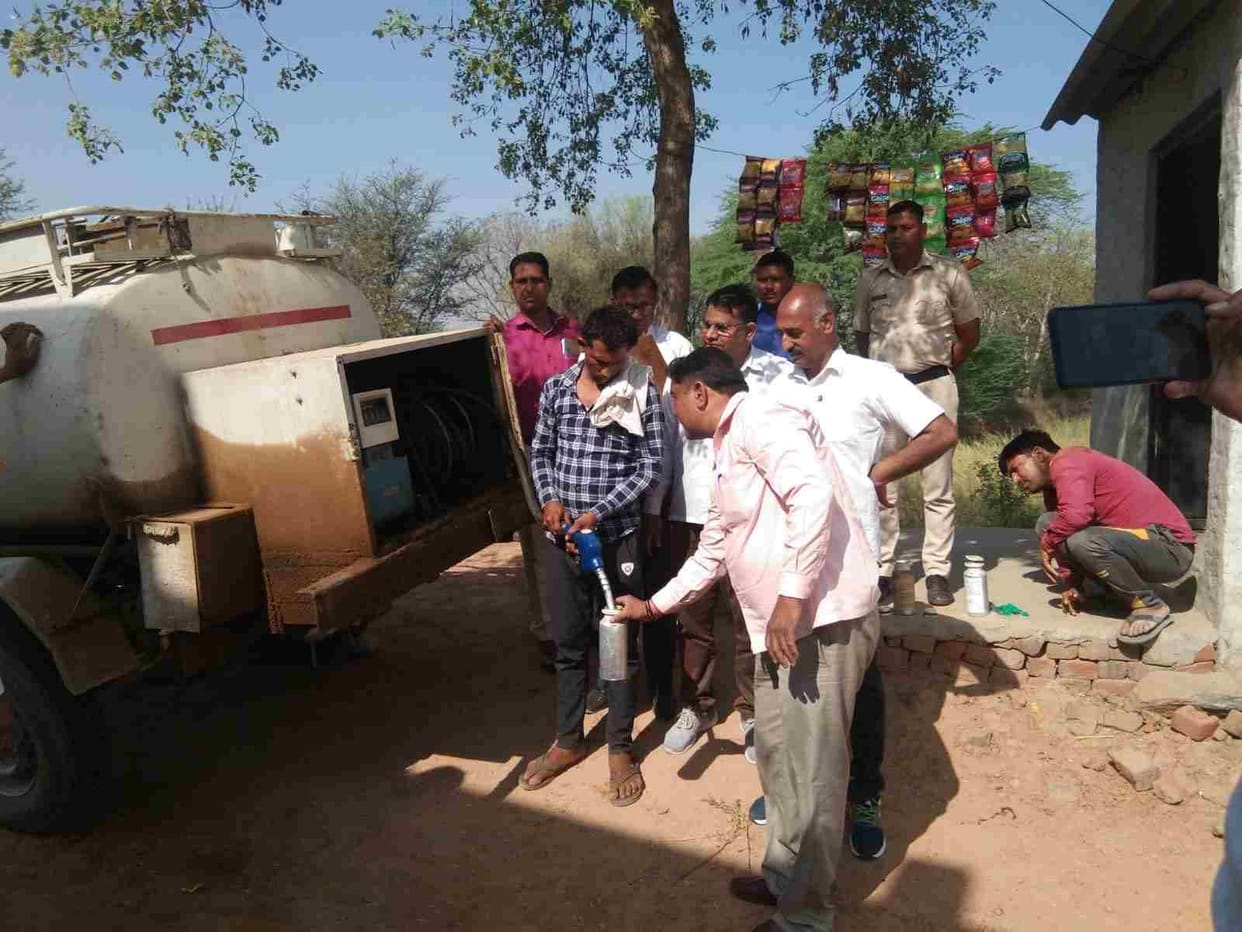 Chief Minister's flying squad caught one thousand liters of bio diesel