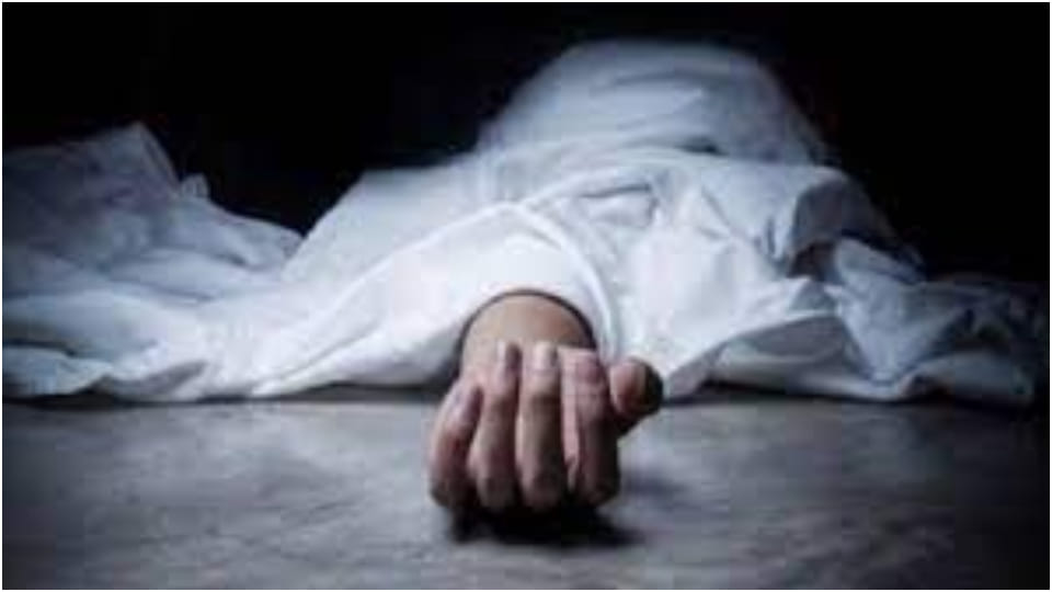 Uncle and nephew died due to electrocution during irrigation