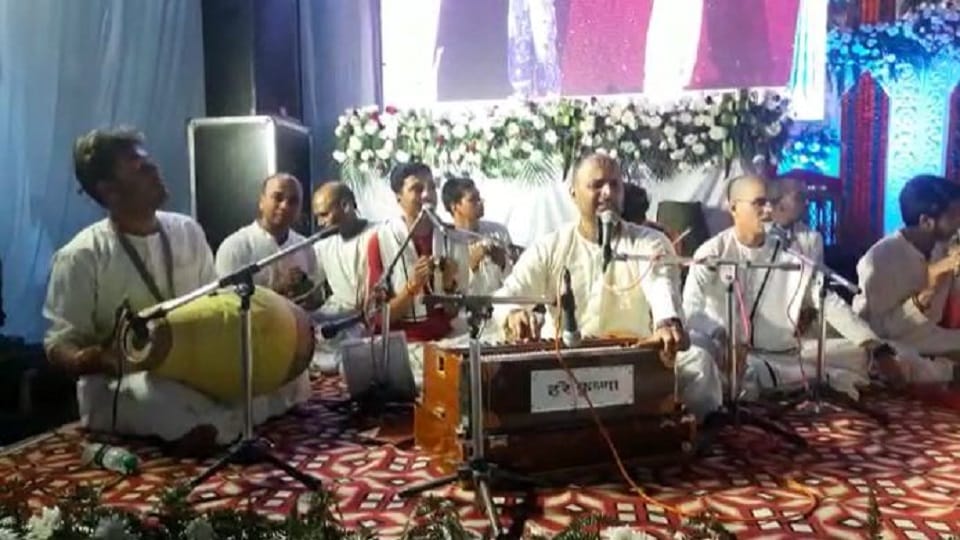 Gaur Purnima Maha Mahotsav at Chandrodaya Mandir of Vrindavan