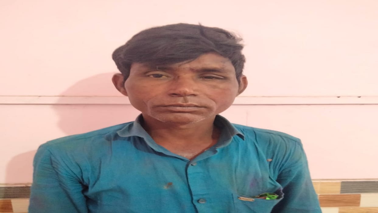 servant kidnapped only son of owner for not giving money for expenses