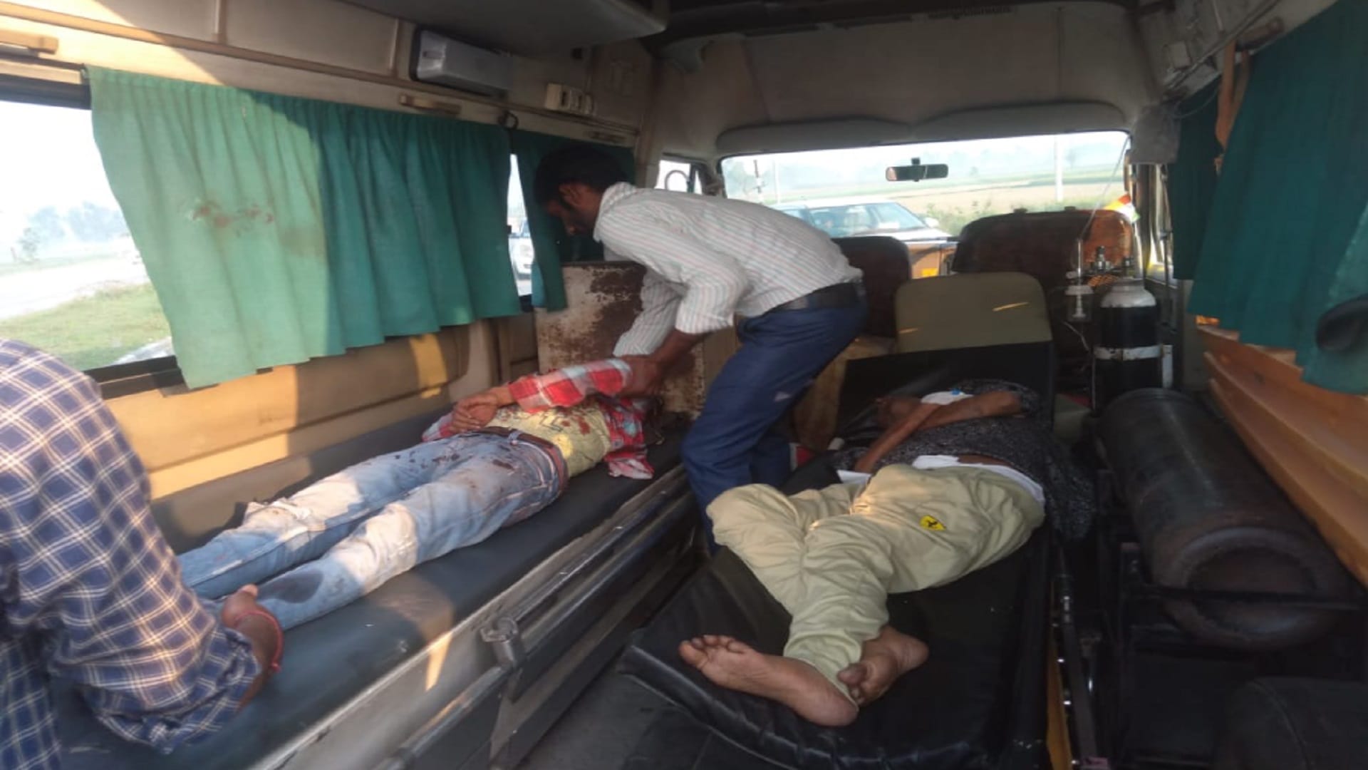 UP News: Eight people have died and 15 injured in many road accidents in Baghpat Muzaffarnagar Bijnor see photos