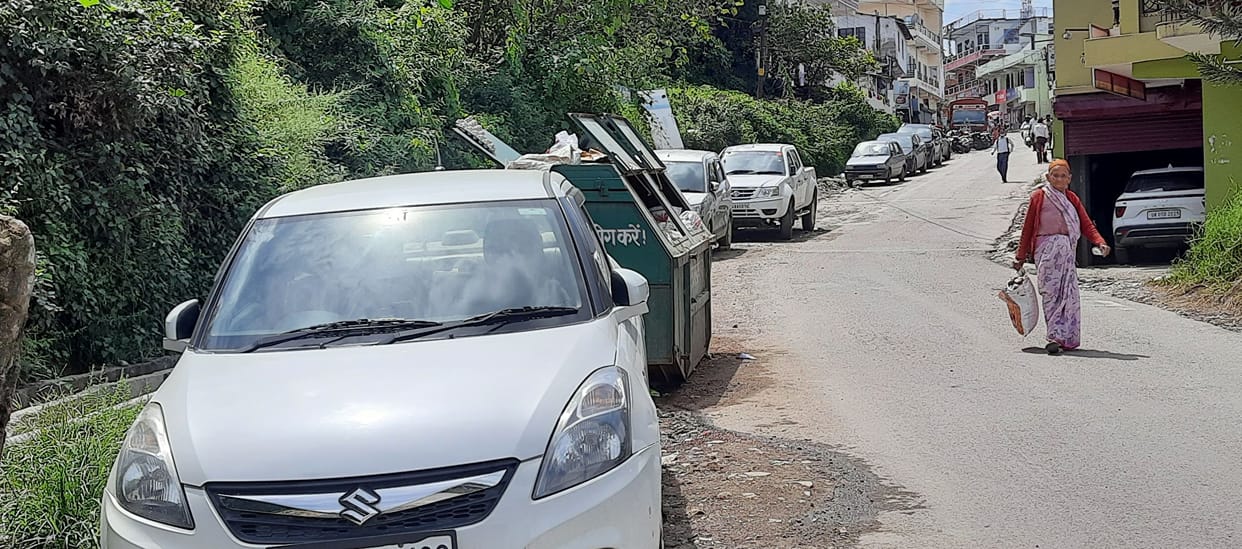 Parking in Pithauragarh