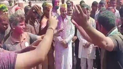 UP Police Celebrate Holi Festival in Agra 