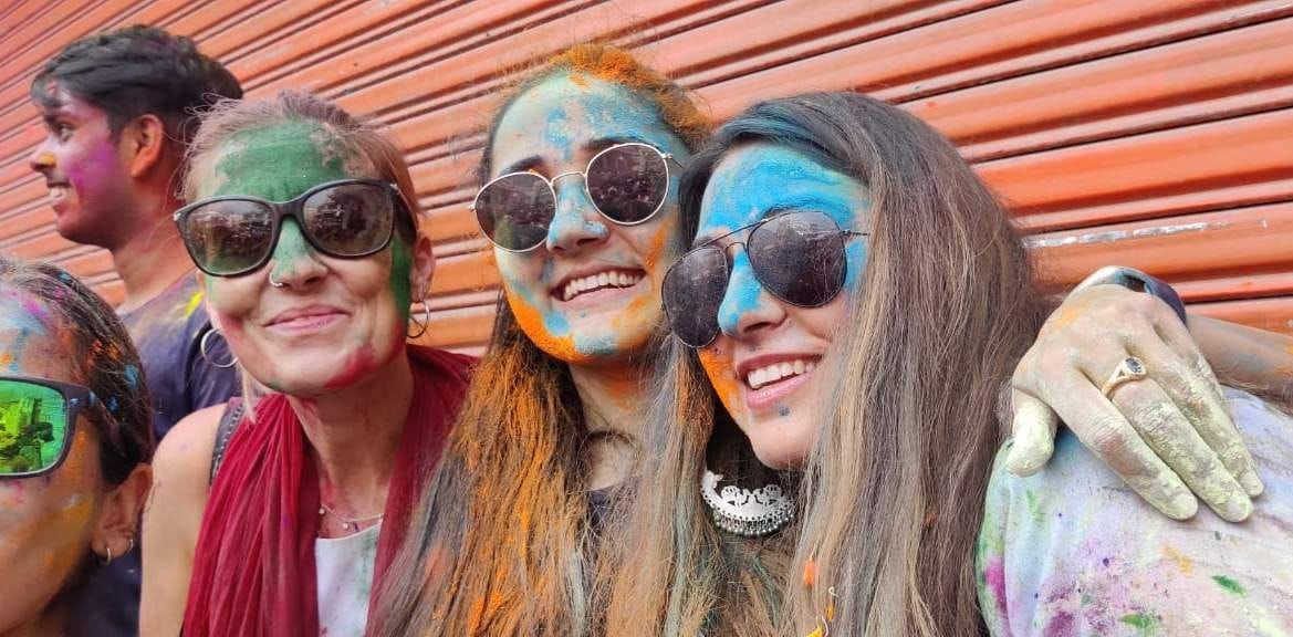 Pilgrimage city immersed in the celebration of Holi