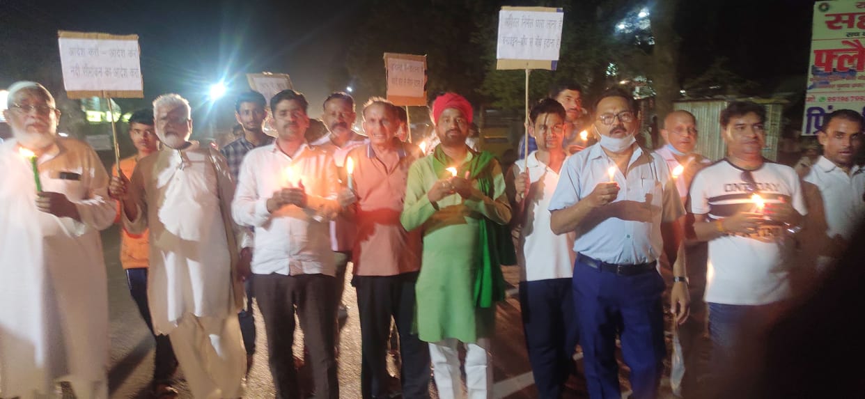 Candle march taken out to make Mandakini pollution free