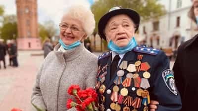 98 year old woman offered to join Ukrain army