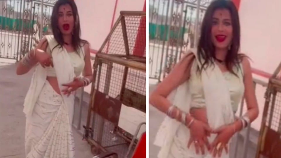 Ujjain: Obscene dance of eunuchs at the gate of Mahakal temple, video went viral on social media