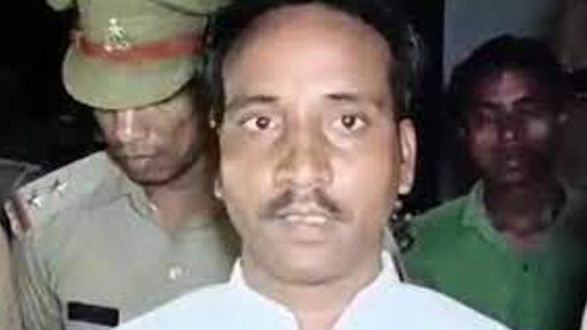 Basti News: Police Raided the SP MLA Residence the Block Pramukh Was Kidnapped