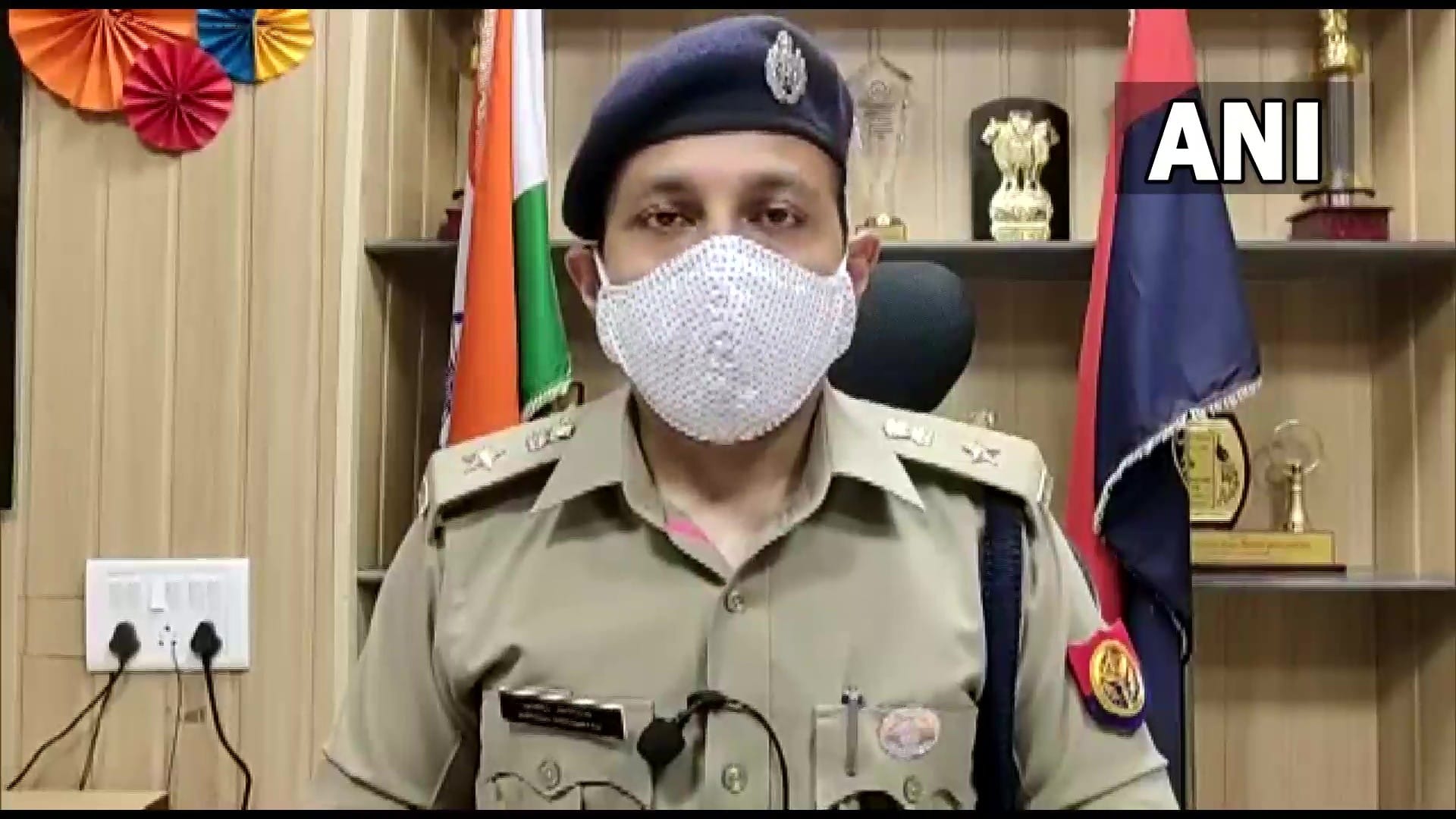Basti News: Police Raided the SP MLA Residence the Block Pramukh Was Kidnapped