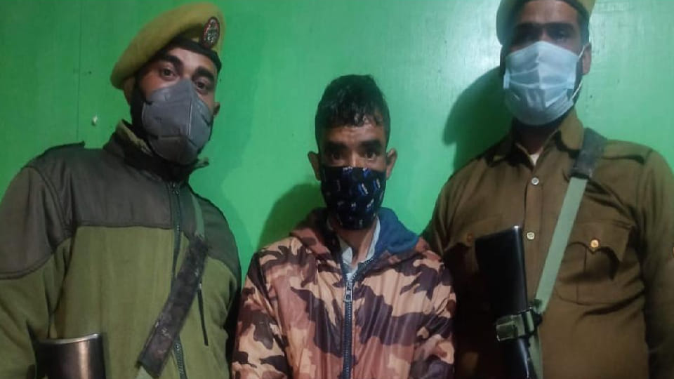 kupwara drugs case Two drugs peddlers arrested along with narcotics another peddler booked under PSA