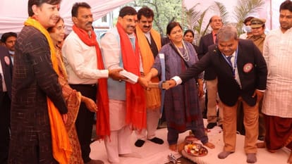 Indore: Higher Education Minister said - Ramcharit Manas will be taught in colleges, incubation center will be built in Holkar College for research