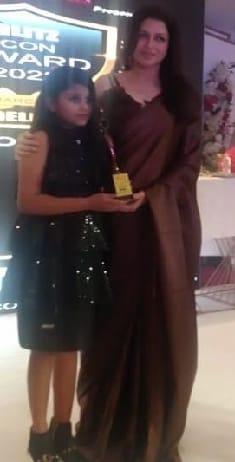 Preeti in beauty and Krishnaika honored in ramp
