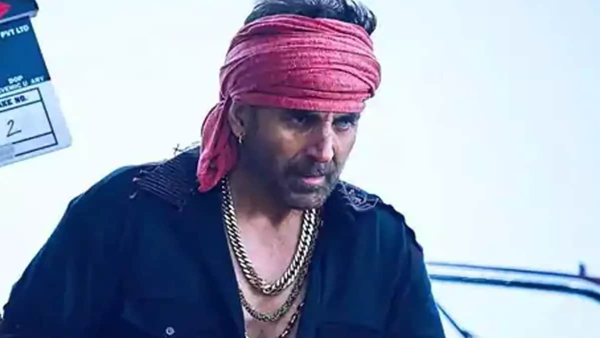 akshay kumar revealed that the lens he wore during bachchhan paandey shooting made him unable to see