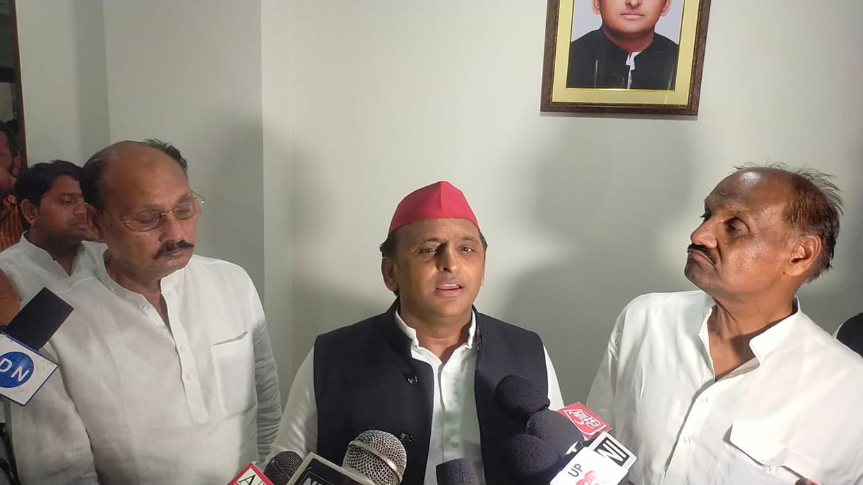 Samajwadi Party Chief Akhilesh Yadav visit azamgarh said What happened in up election should not be discussed so Kashmir Files released