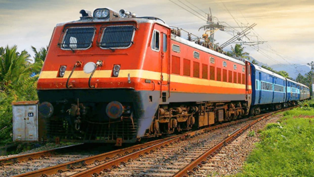 Railways has changed the timing of 13 trains running from Saharanpur and new time table released