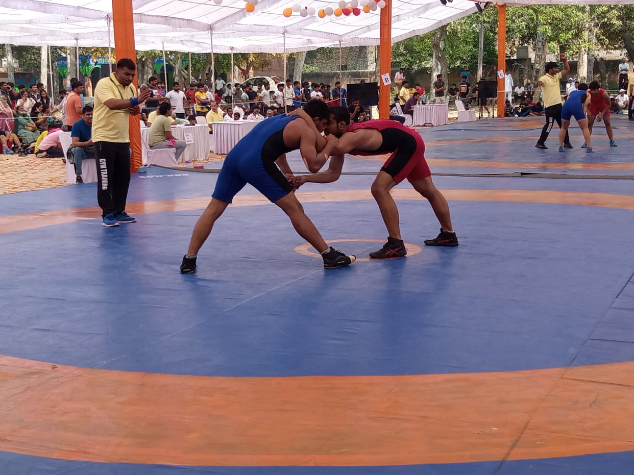 Strong performance of male and female wrestlers of Sonipat in junior state wrestling competition