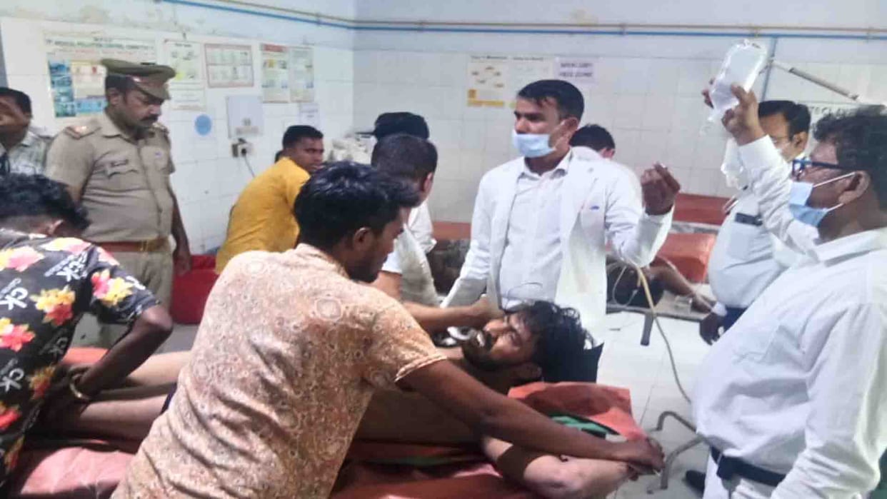 Hamirpur: Two scavengers fainted in poisonous gas while cleaning sewer tank