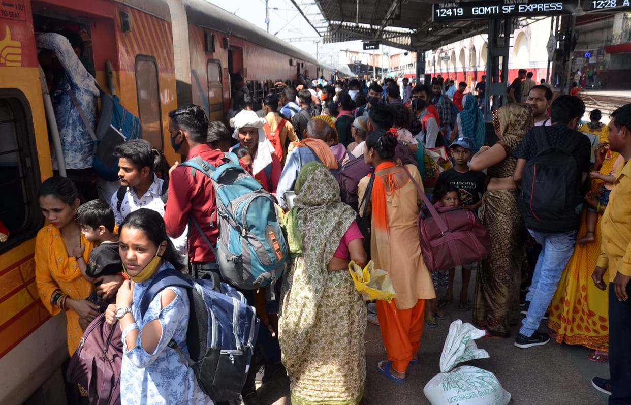 Crowd in trains, passengers upset due to long waiting list