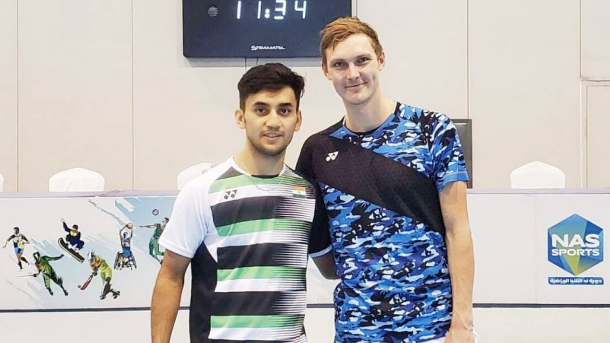 All England Open Badminton Championship: Viktor Axelsen hug  Lakshya Sen and his father after final match, praised Indian Top shuttler