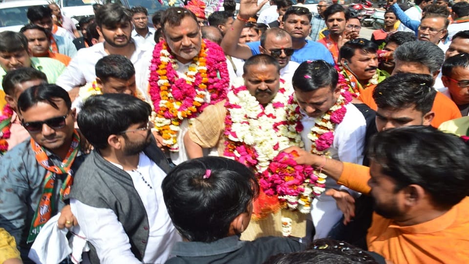 MLC election 2022 crowd gathered in nomination procession of BJP candidate