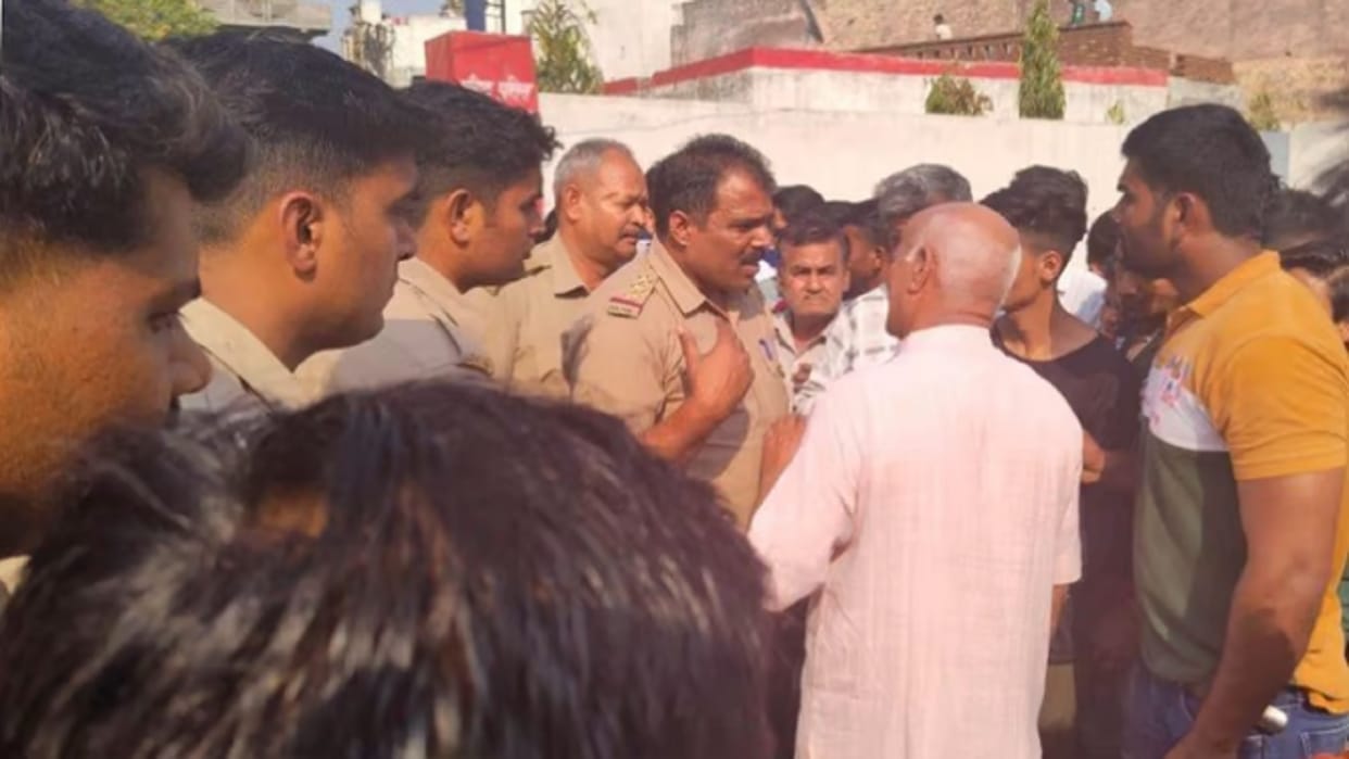 Muzaffarnagar News: Jam imposed for action against the accused of rape