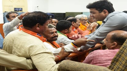 During the nomination in the collectorate, there was a heated argument between MLC and ADM