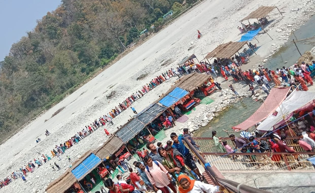 Crawd in Garjiya Temple Ramnagar