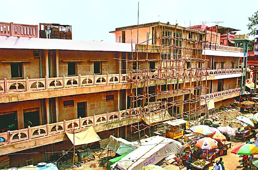 Dashashwamedh Tourist Plaza varanasi will be illuminated with pink stones will be inaugurated by Prime Minister narendra modi