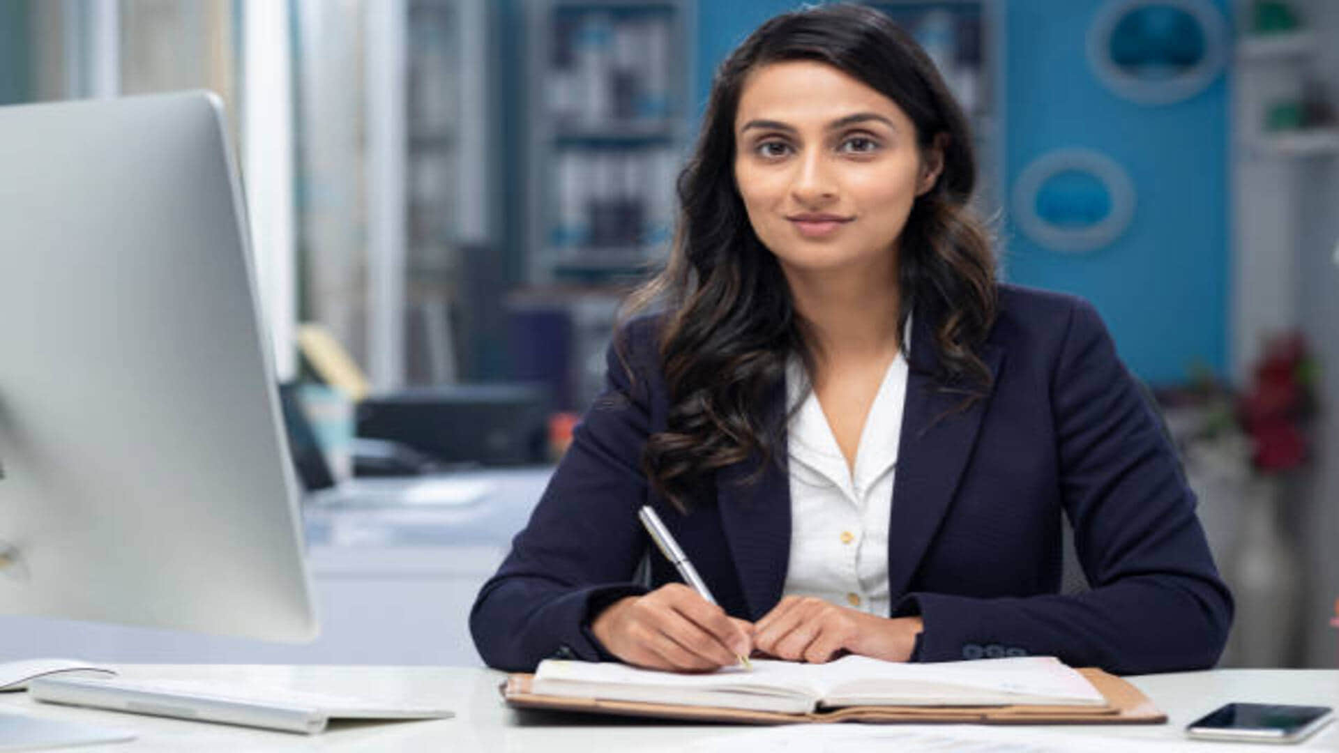 positive thoughts easy mantras to be happy in difficult times in hindi