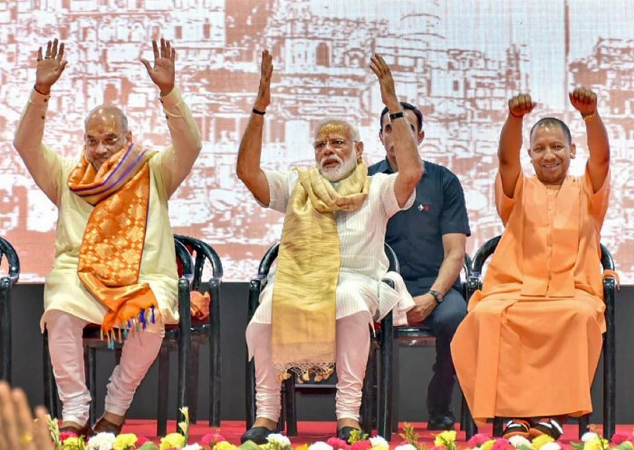 Yogi adityanath swearing-in ceremony: BJP issued instructions to make it historic and grand event