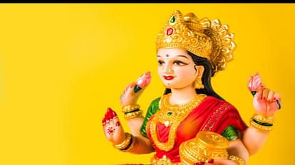 Vastu Tips Know In Which Direction Goddess Lakshmi Idol Should Not Be Placed Know Its Effect