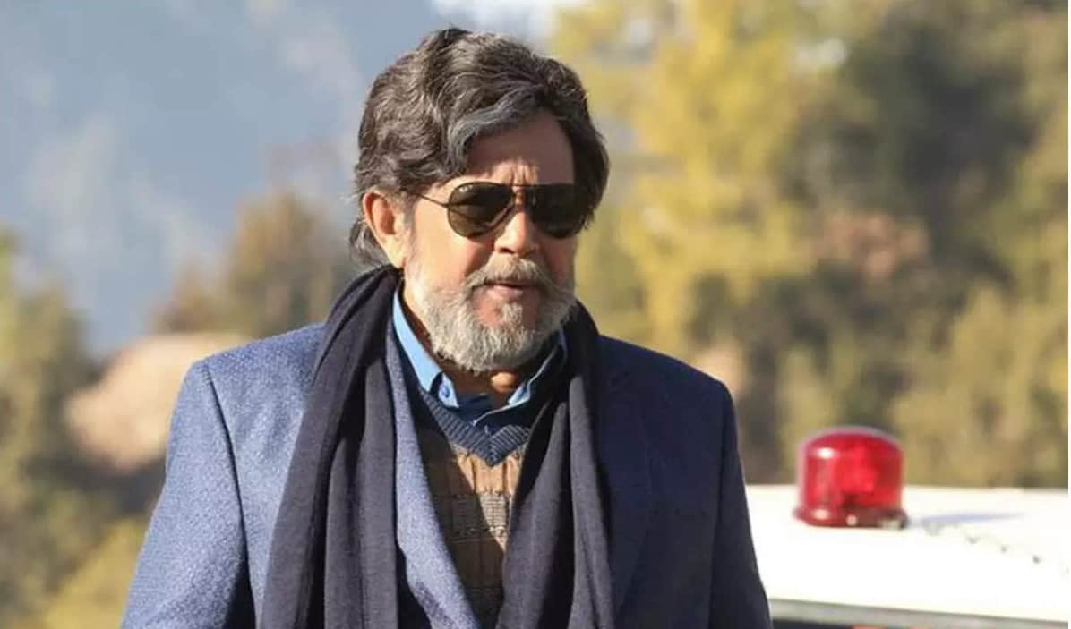 amitabh bachchan salman khan akshay kumar saif ali khan changed his real name before debut in bollywood