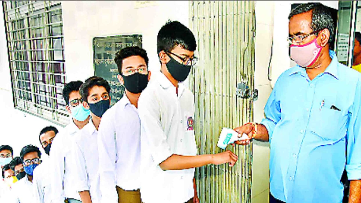 danger of corona reduced, Covid rules are being followed in schools