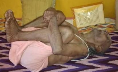 Yoga in routine can change the number of age in life Shivanand is an example of agility even at the age of 127