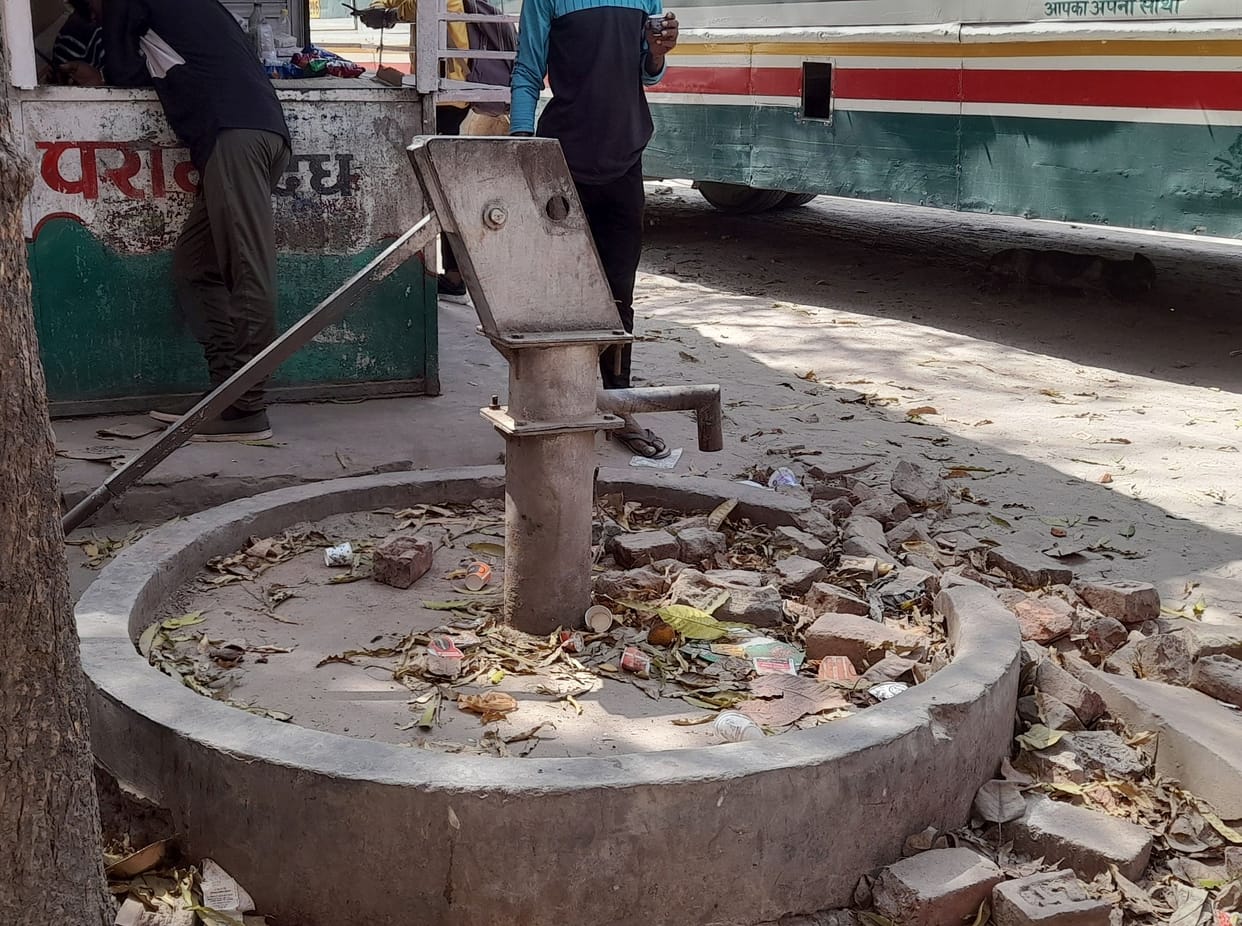 handpump,water supply,summer