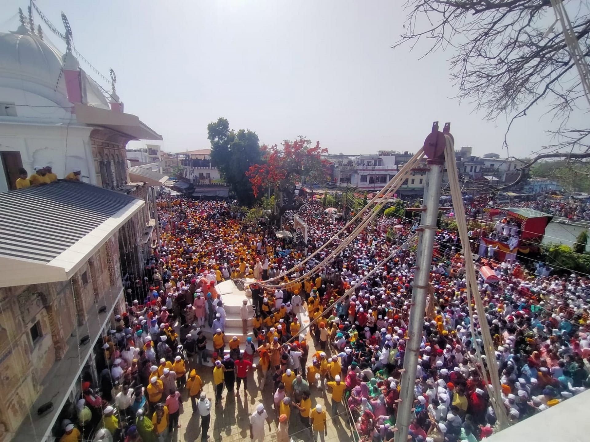 Uttarakhand jhanda mela 2022 : Historical Jhanda Ji Arohan in  Darbar Sahib, See photos