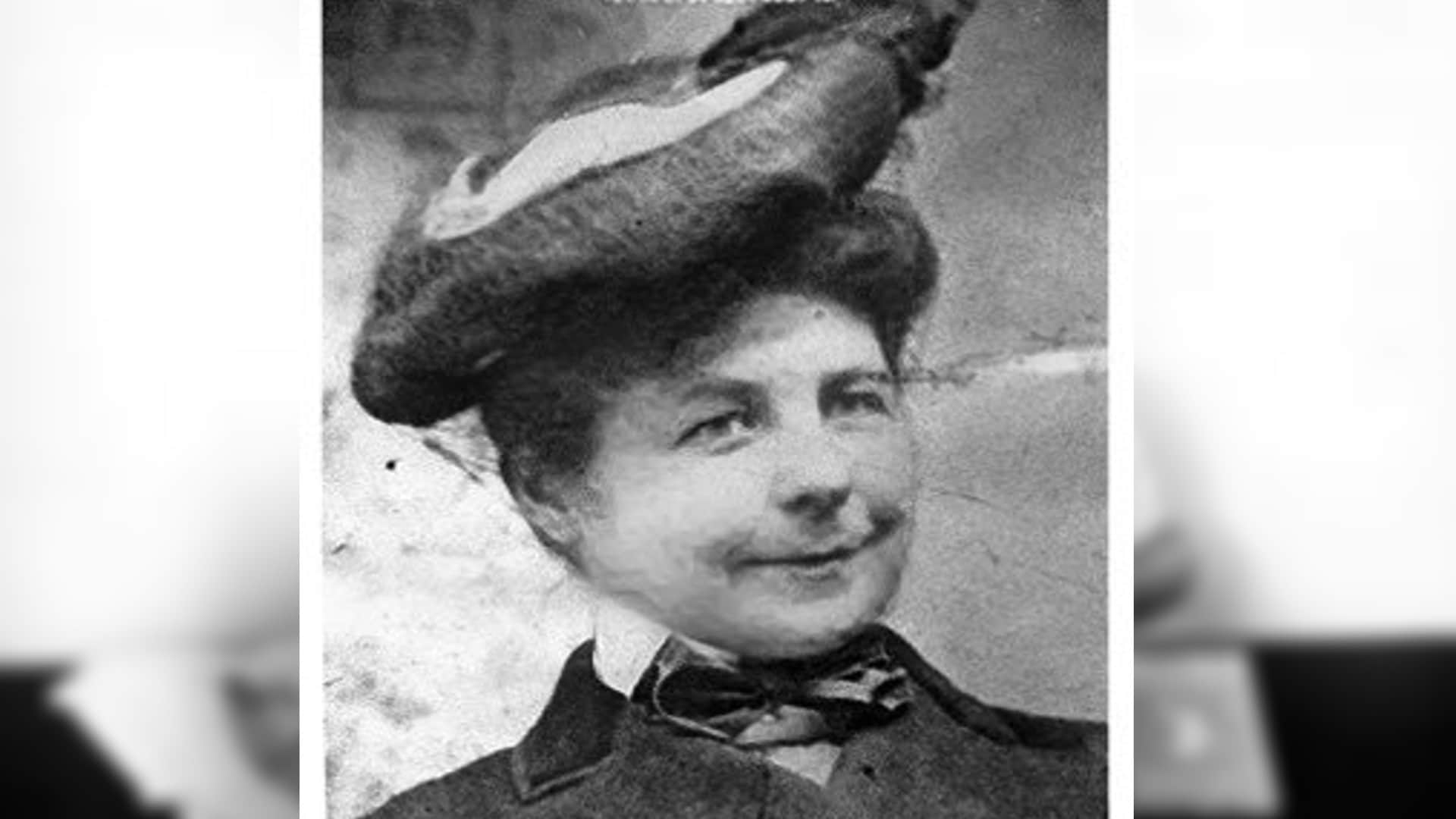5 Women Inventors Invented Common Useful Things Like Wifi, diaper, paper bag, windshield wiper