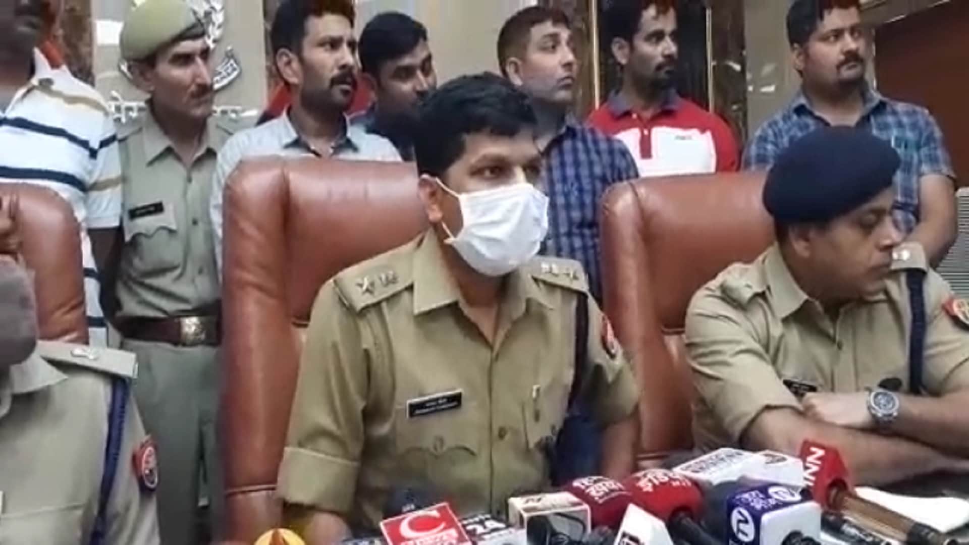 Meerut News: Anil Balyan was connection with arms suppliers and Professor Aarti Bhatele anticipatory bail rejected in case of attack on Dr. Rajbir
