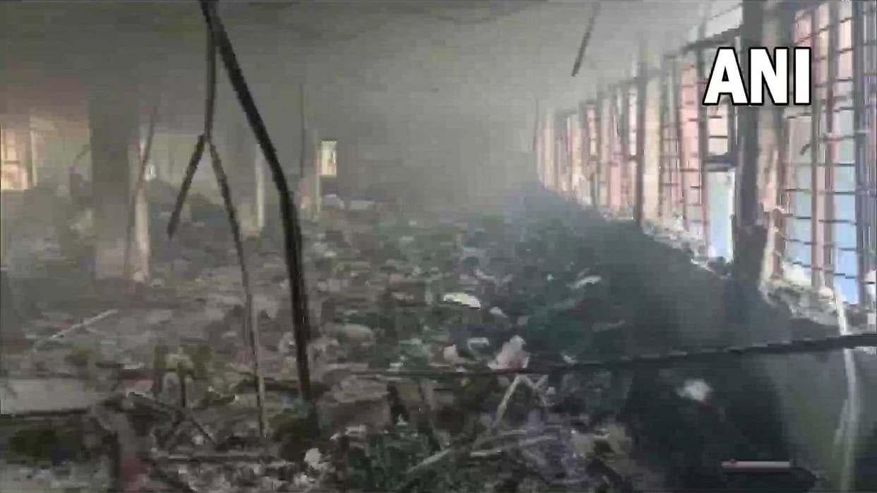 Massive Fire Breakout ranchi sbi zonal office in jharkhand