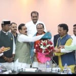सीएम के कार्यकाल के 2 वर्ष पूर्ण होने पर मंत्रि परिषद ने स्वागत किया