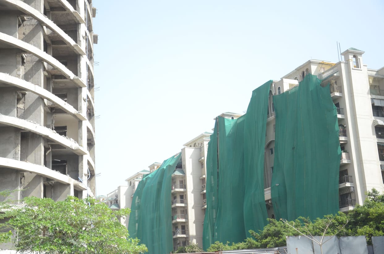 Twin Towers: Arrangements are being made to stop dust-concrete