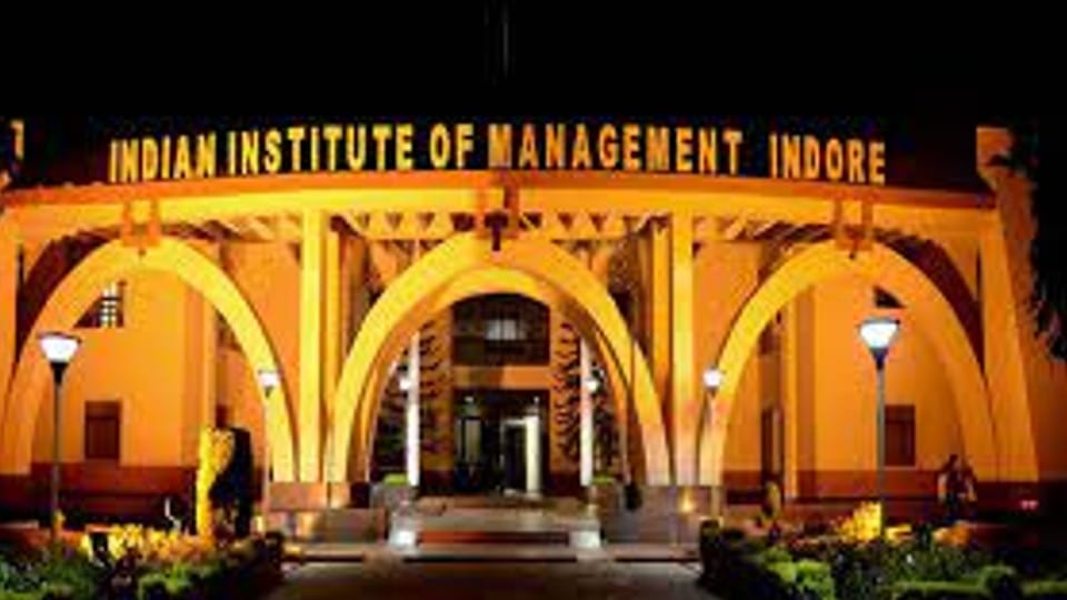 Indore: IIM started data science course in collaboration with IIT, technical skills will be combined with business knowledge