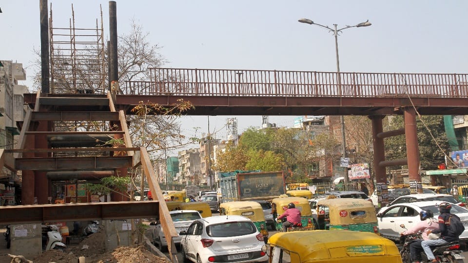 both the carriageways of the ashram underpass opened