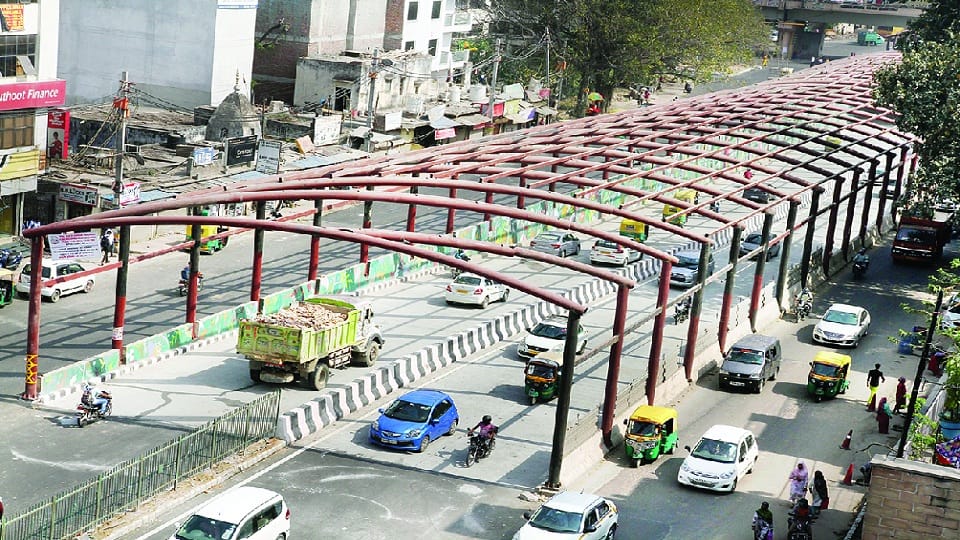 both the carriageways of the ashram underpass opened